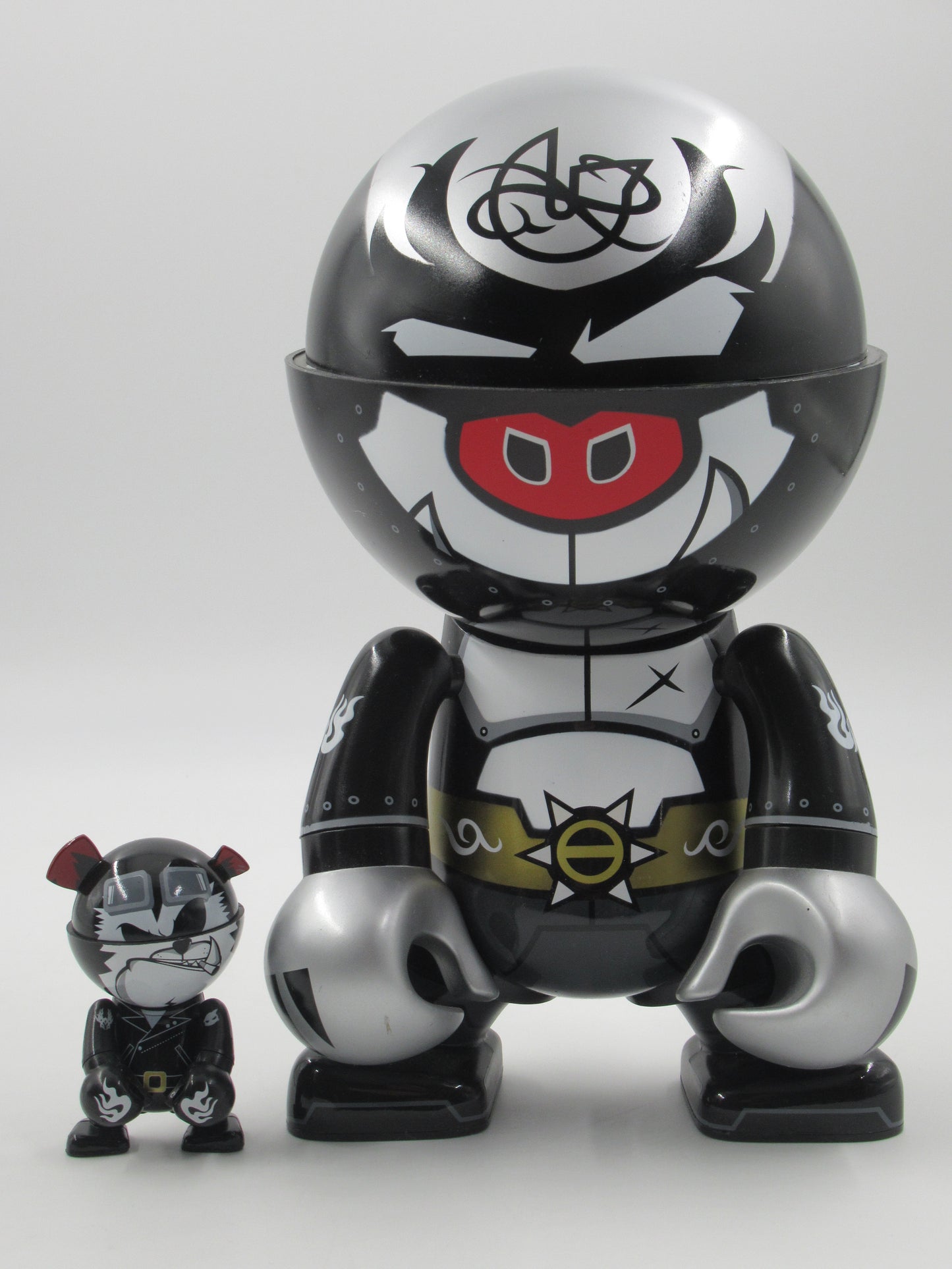 TREXI Ultra Spooky & Mini Figure - Danny Chan x Play Imaginative (2006) Designer Art Toy