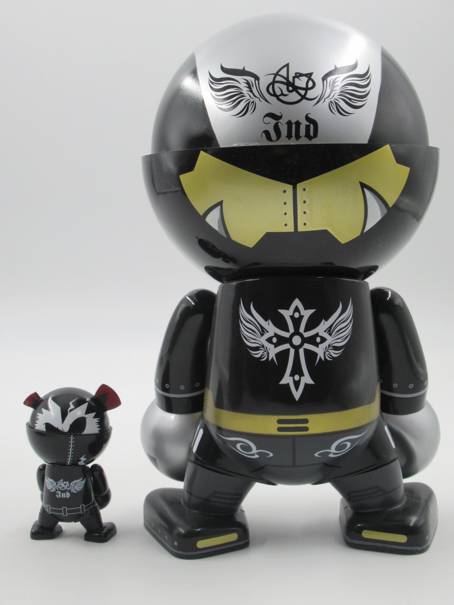 TREXI Ultra Spooky & Mini Figure - Danny Chan x Play Imaginative (2006) Designer Art Toy