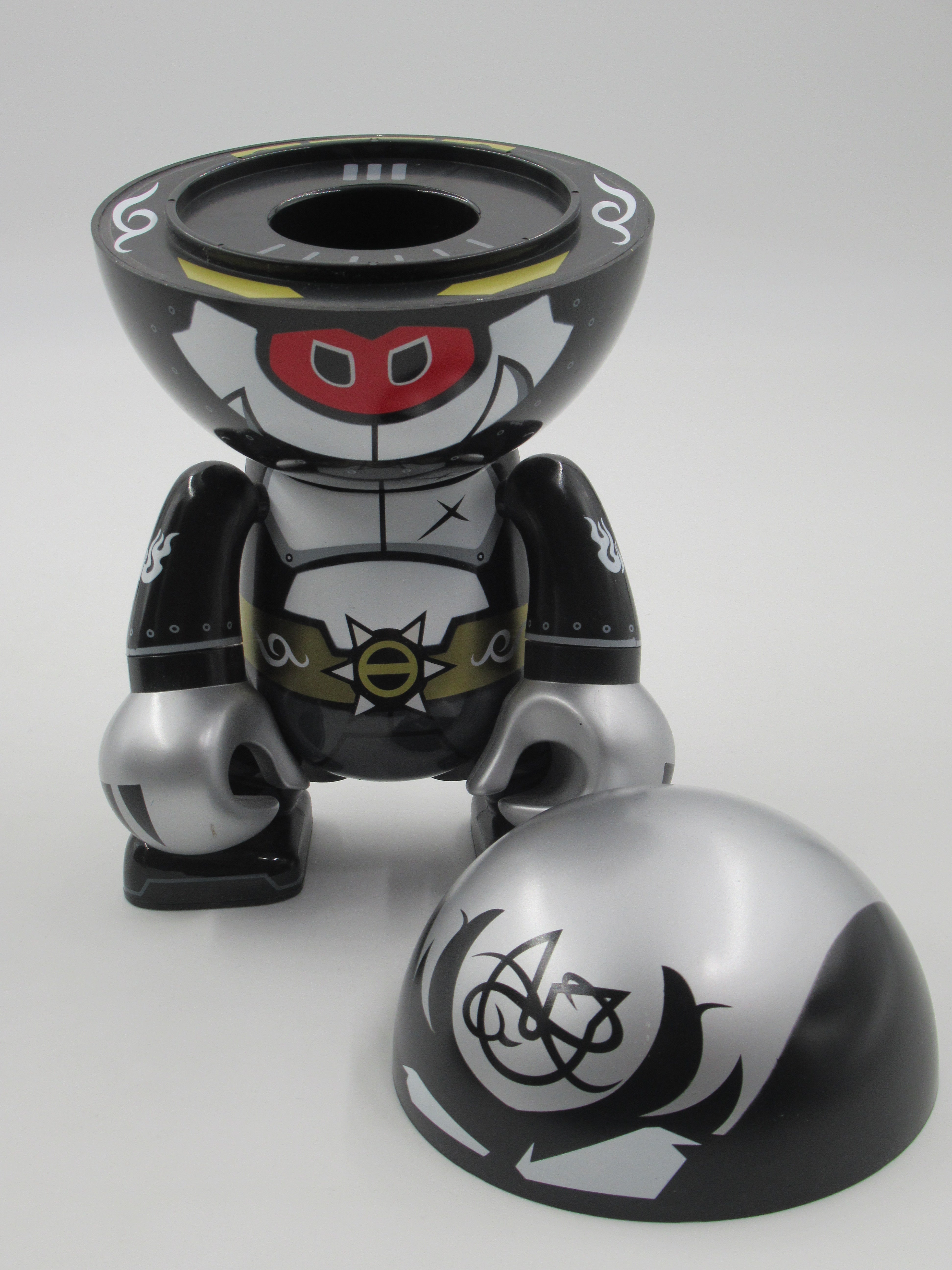 TREXI Ultra Spooky & Mini Figure - Danny Chan x Play Imaginative (2006) Designer Art Toy