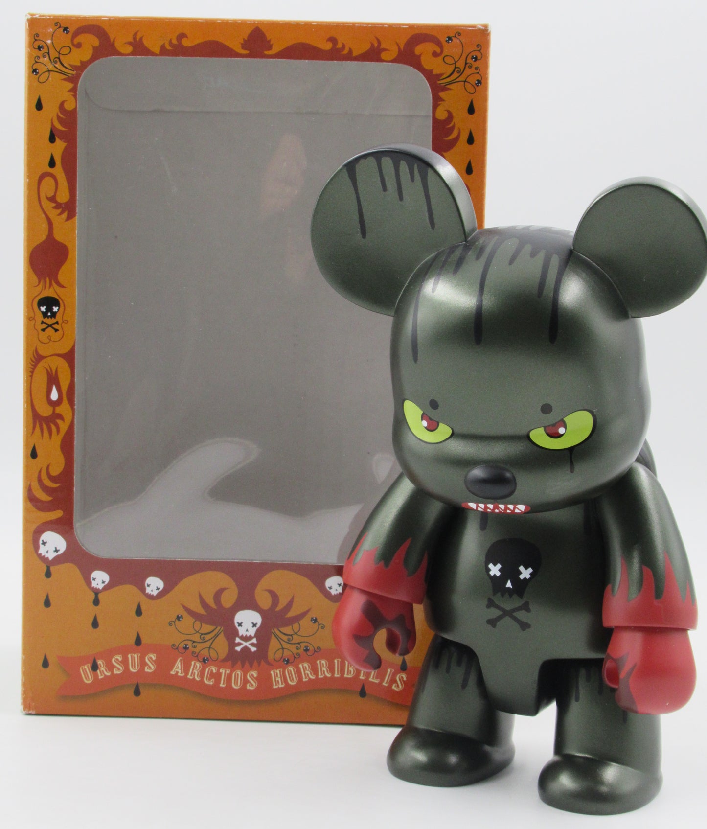 QEE COLLECTION Ursus Arctos Horribilis 8" Vinyl Black Bear - The Melvins x Toy2R (2006) Designer Urban Art Toy