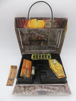 UNIVERSAL MONSTERS Mini Monster Play Case & Action Figures - Remco Toys Inc. (1980) GID Vintage Toy