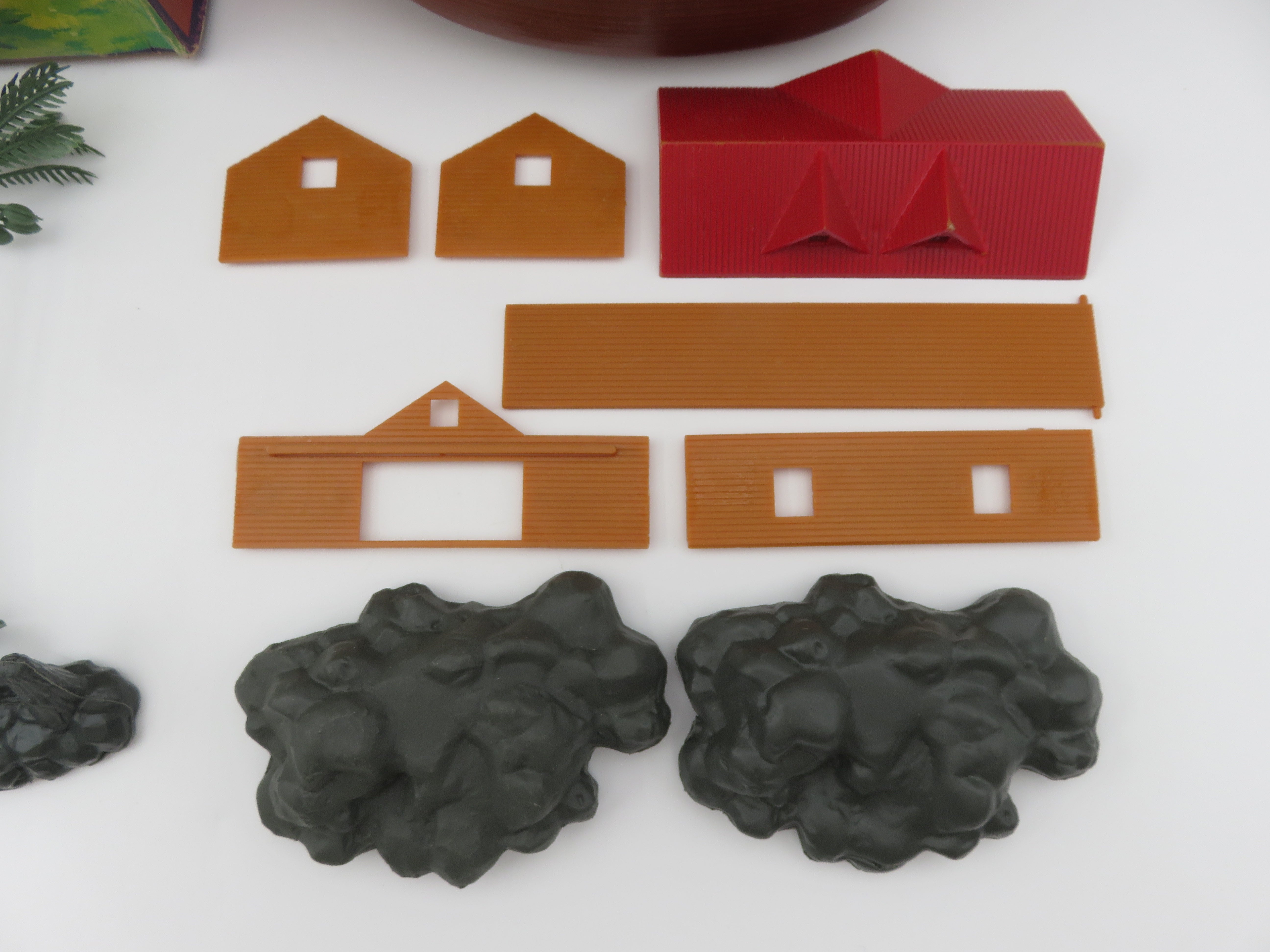 VINTAGE Noah's Ark Miniature Playset - Louis Marx & Co./Marx Toys (1965) Collectible