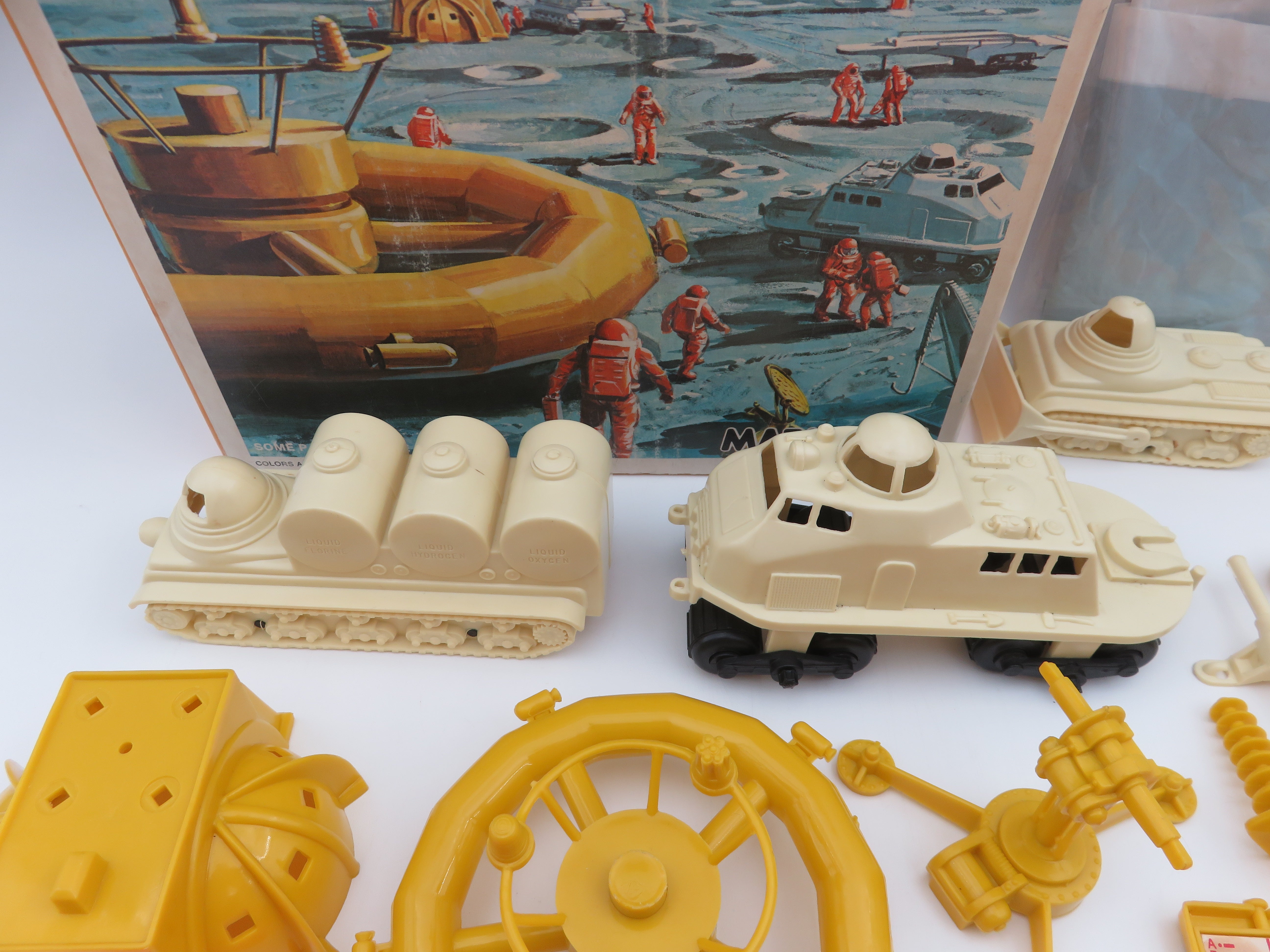 VINTAGE Star Station Seven Playset - Louis Marx & Co./Marx Toys (1978) Collectible