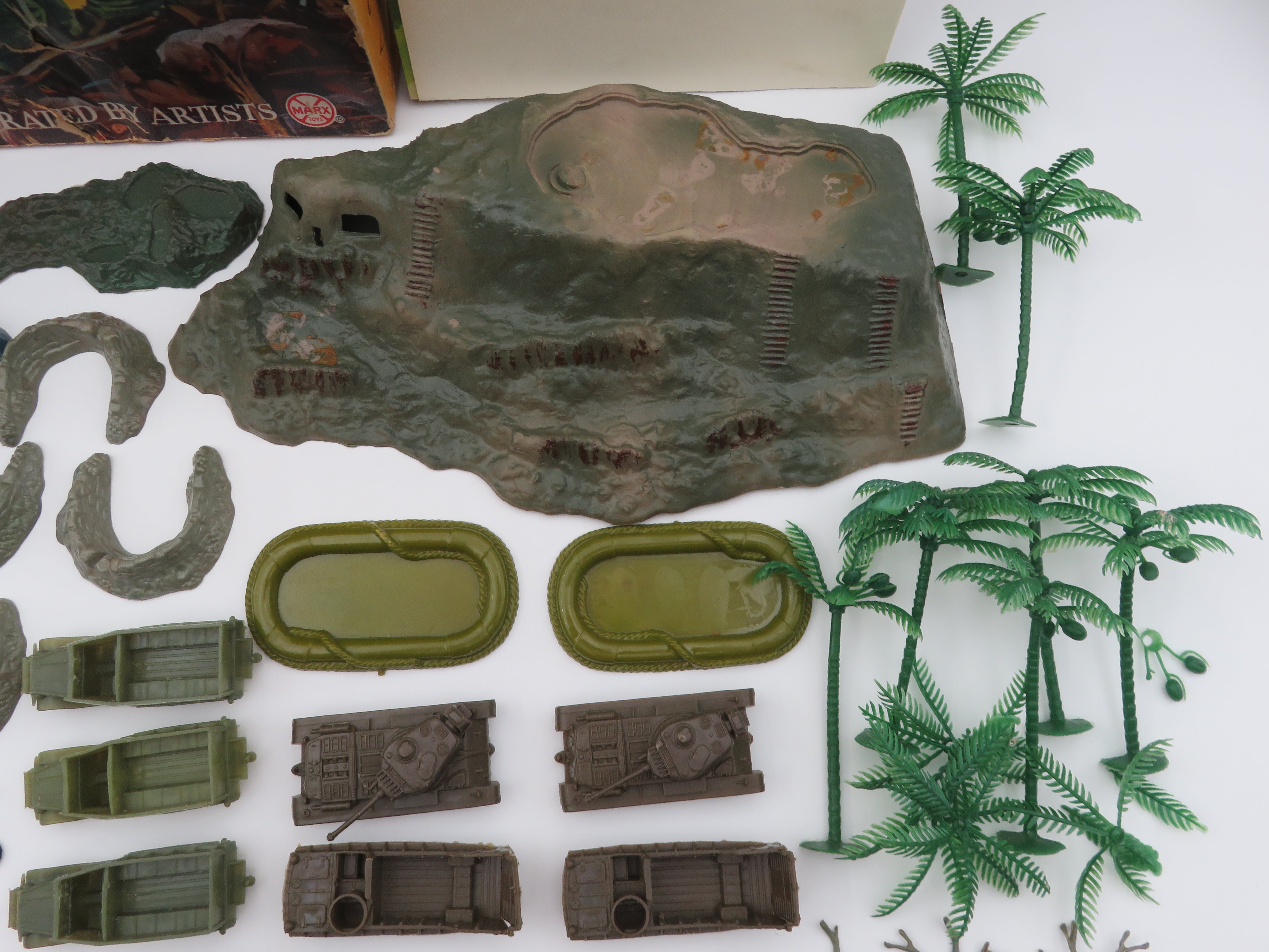 VINTAGE Sands of Iwo Jima Miniature Playset - Louis Marx & Co./Marx Toys (c. 1963) Collectible