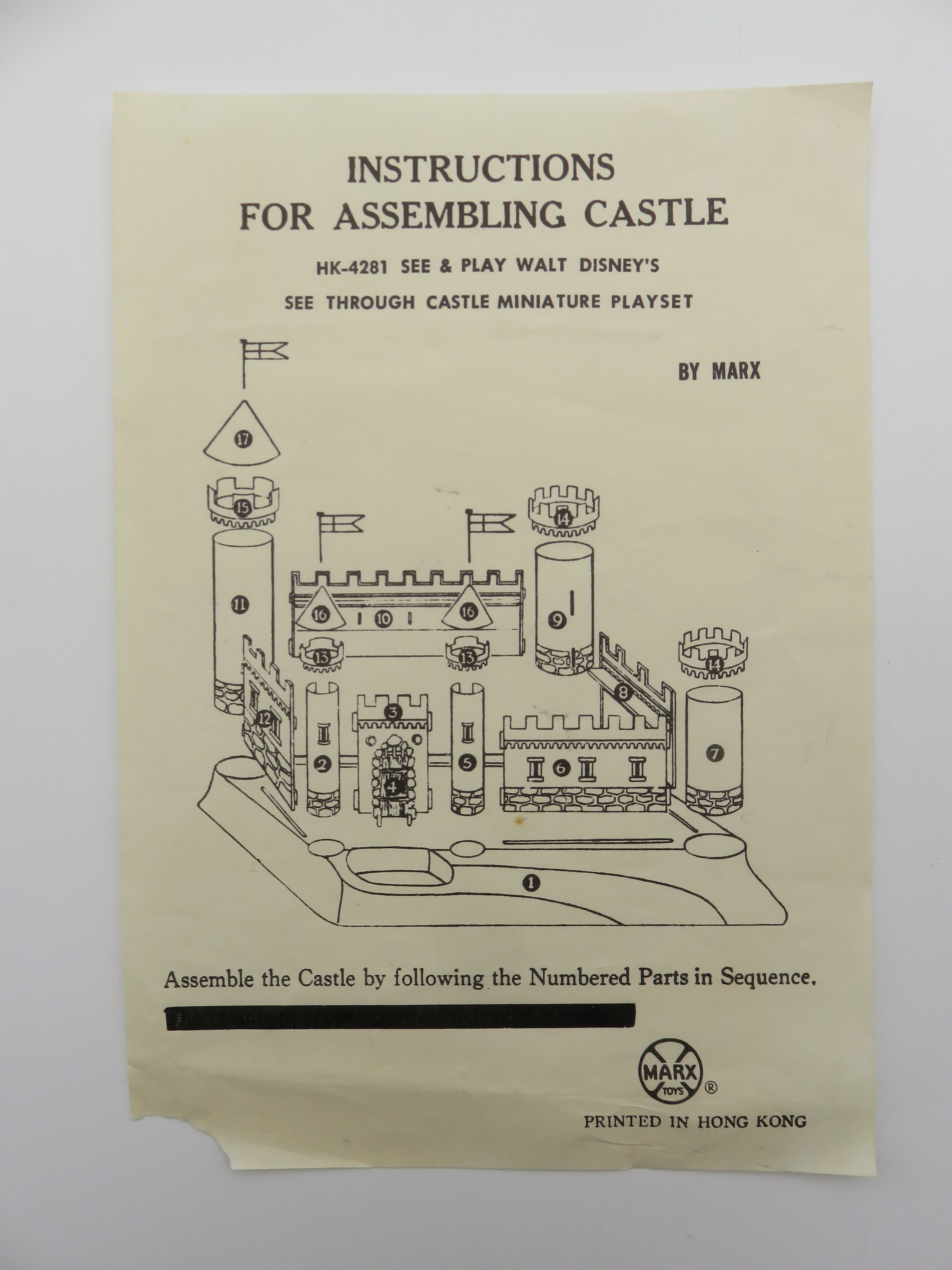 VINTAGE See & Play Disney Castle Playset - Louis Marx & Co./Marx Toys (c. 1960s) Disneykins Collectible