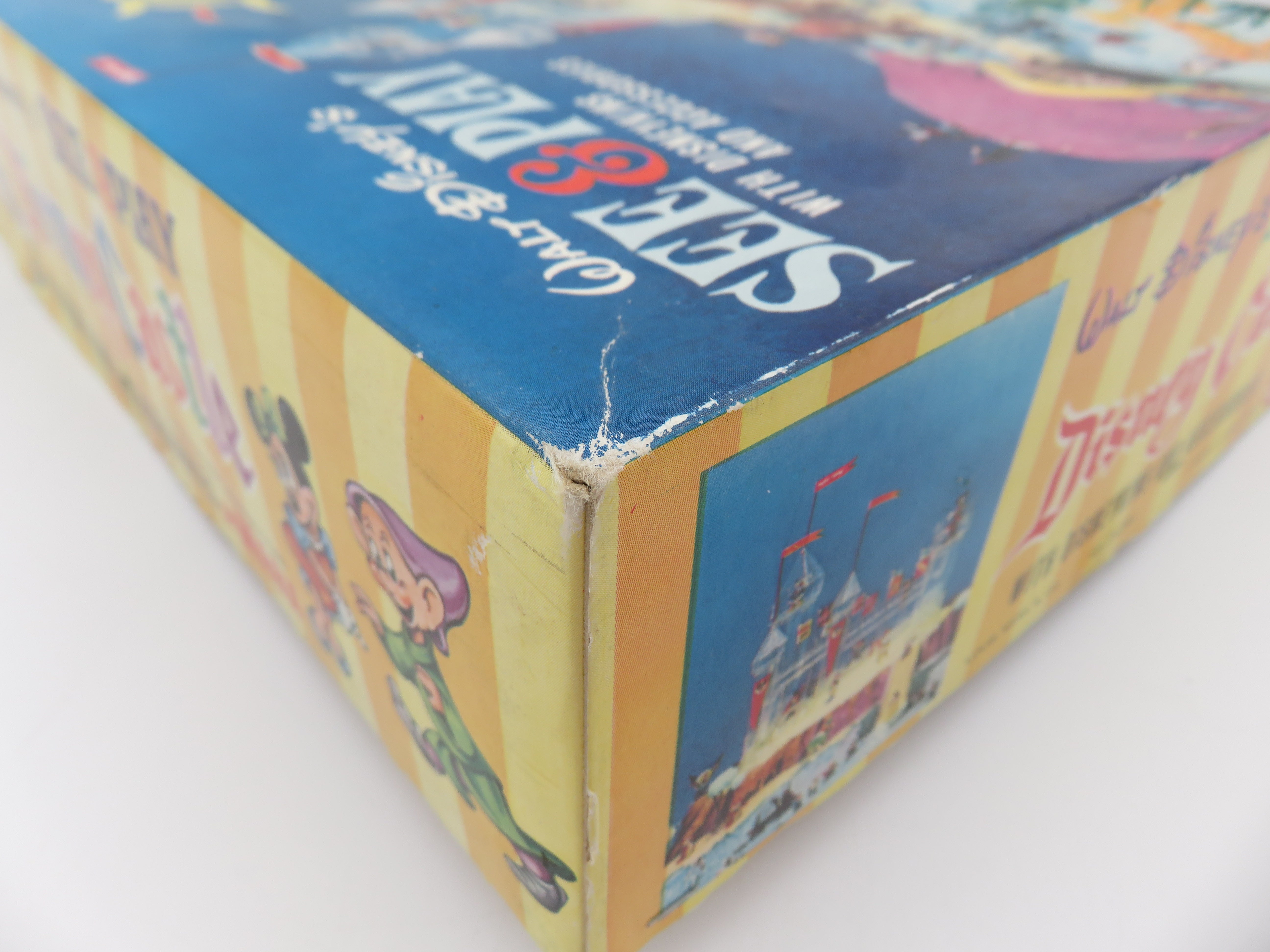 VINTAGE See & Play Disney Castle Playset - Louis Marx & Co./Marx Toys (c. 1960s) Disneykins Collectible