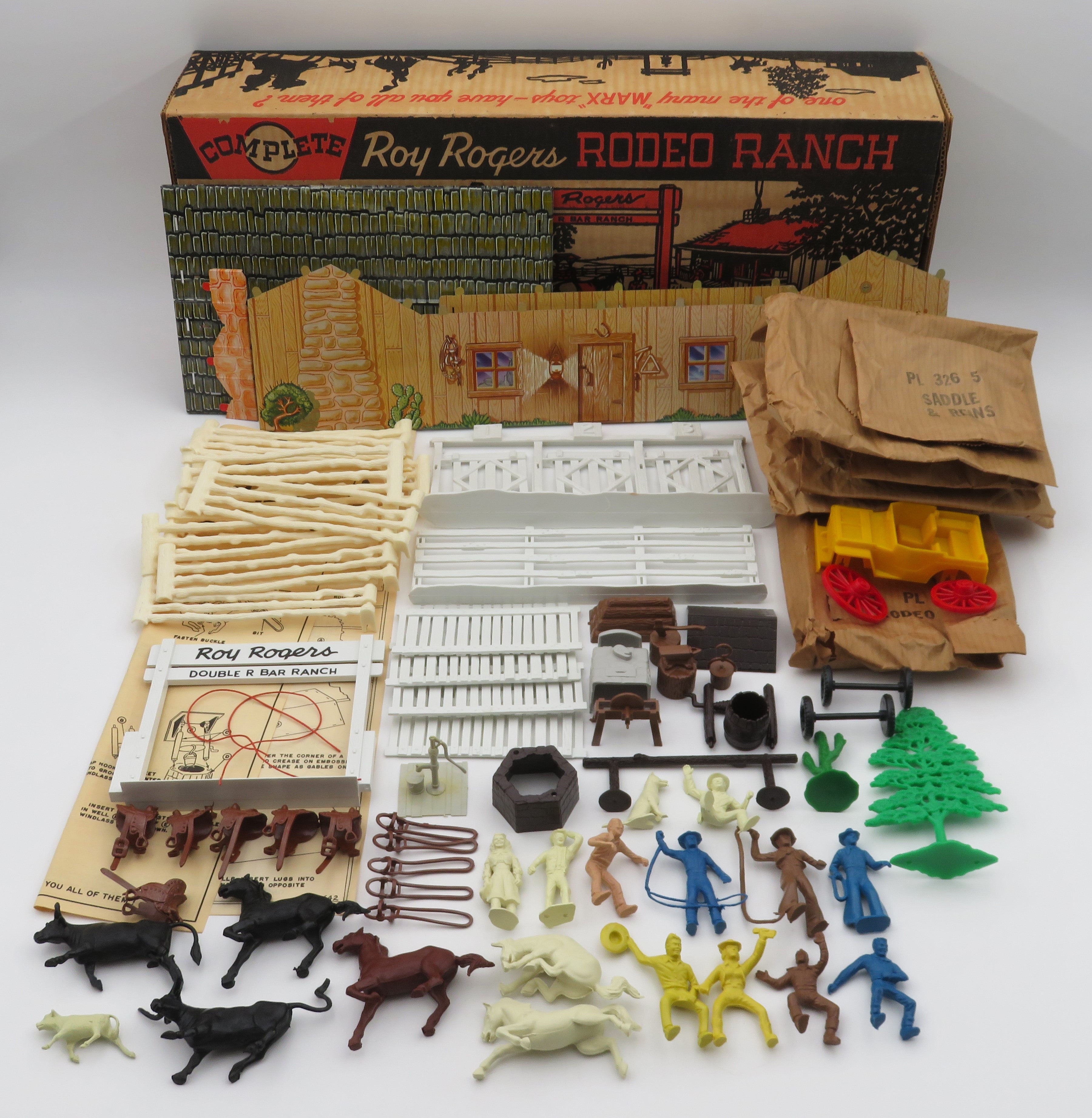 Western Rodeo Playsets ROY ROGERS Rodeo Ranch Tin Litho Playset - Louis Marx & Co./Marx Toys