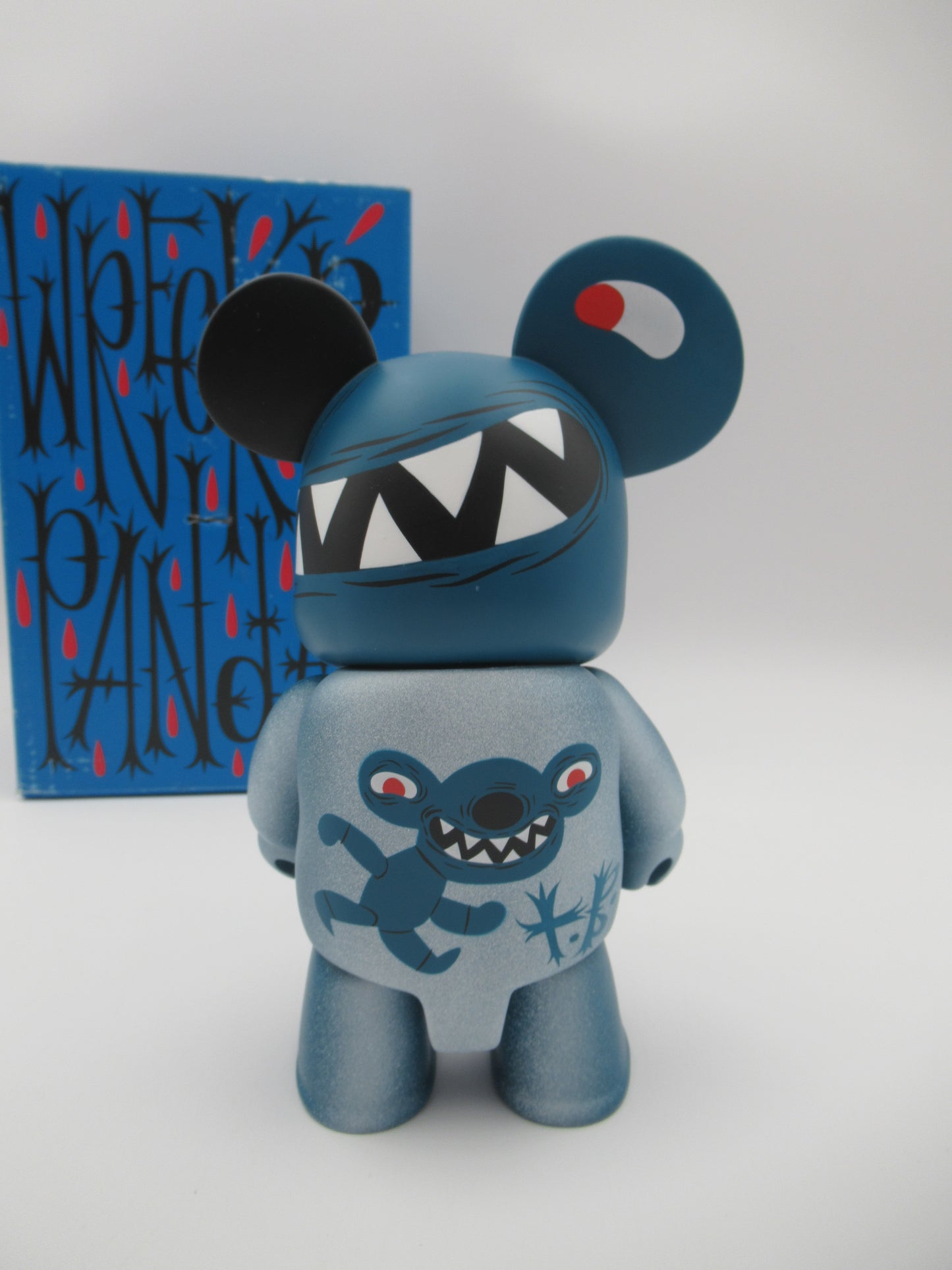 QEE COLLECTION Wrecker Panda 8" Bear Vinyl Figure - Tim Biskup x Toy2R (2004) Designer Art Toy