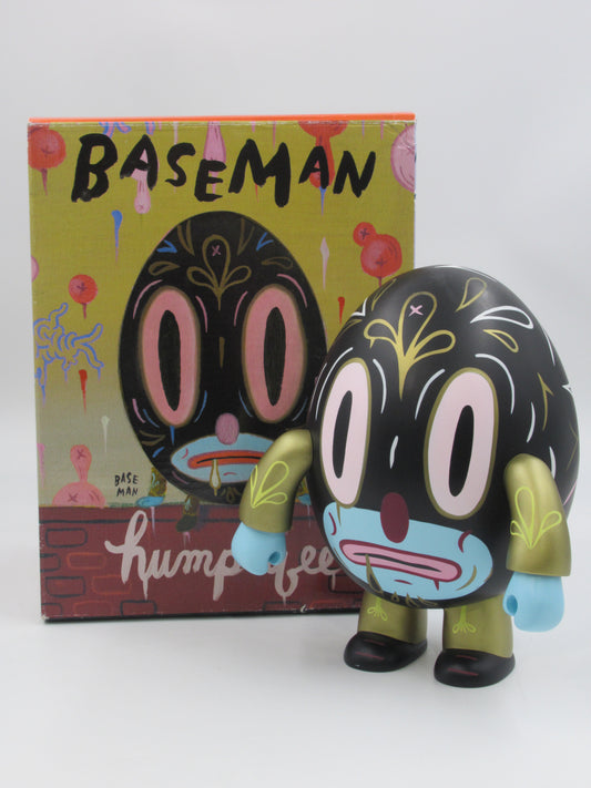 QEE COLLECTION Hump-Qee Dump-Qee Egg (Black) 8" Vinyl Figure - Gary Baseman x Toy2R (2005) Designer Art Toy