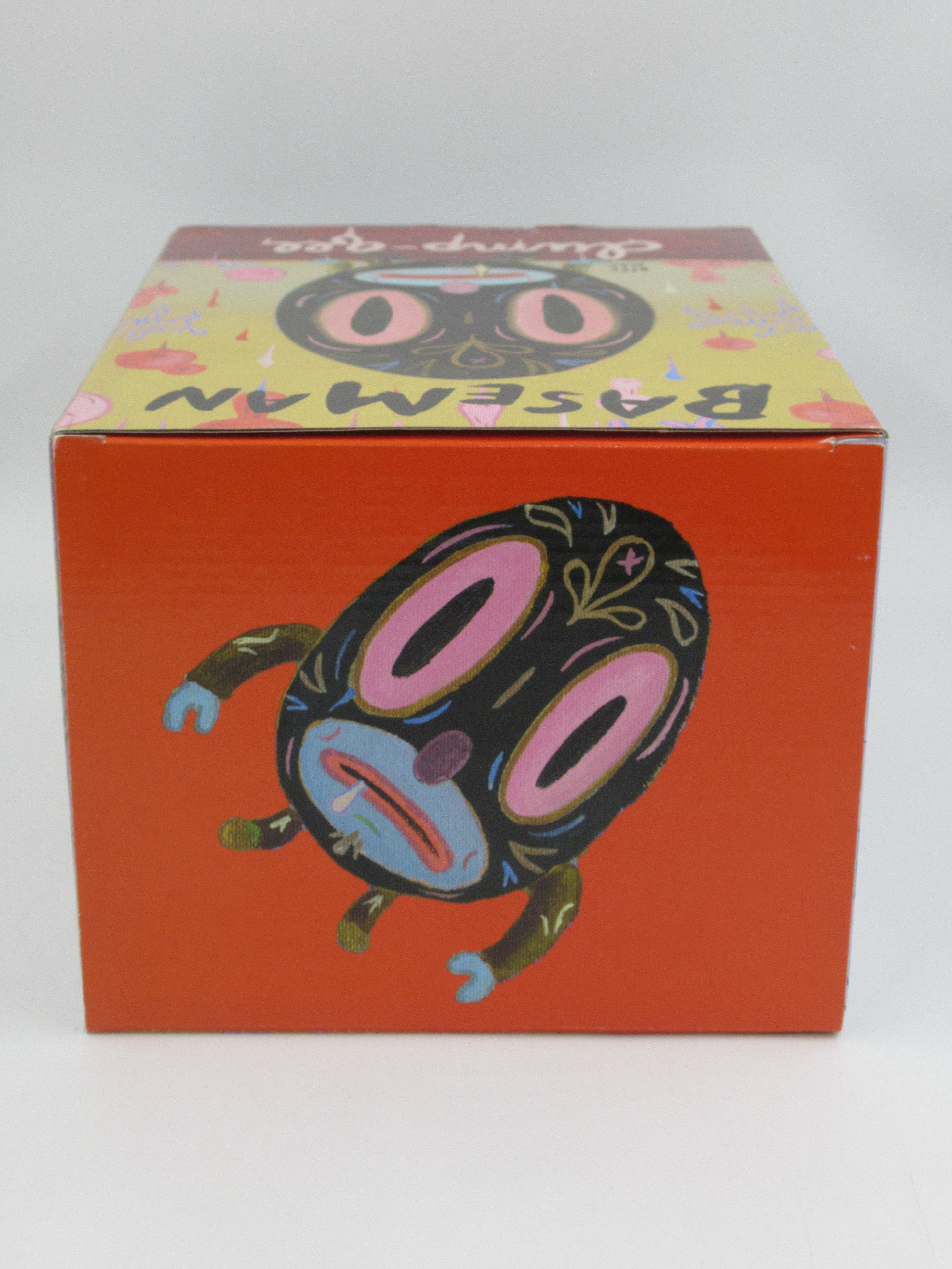 QEE COLLECTION Hump-Qee Dump-Qee Egg (Black) 8" Vinyl Figure - Gary Baseman x Toy2R (2005) Designer Art Toy