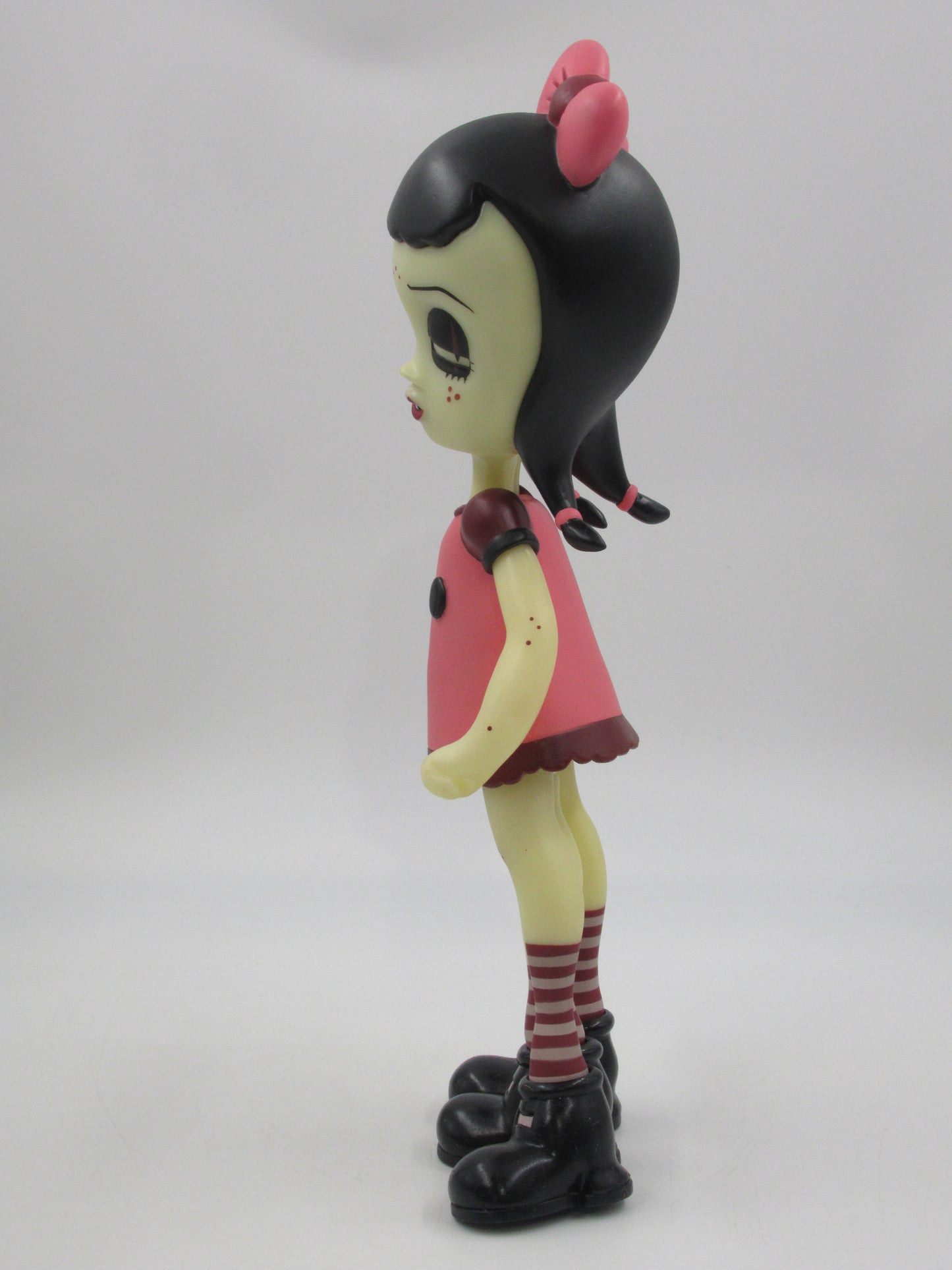 CAMILLE ROSE GARCIA Sadie & Katie Vinyl Doll - Necessaries Foundation (2006) SIGNED Designer Art Toy