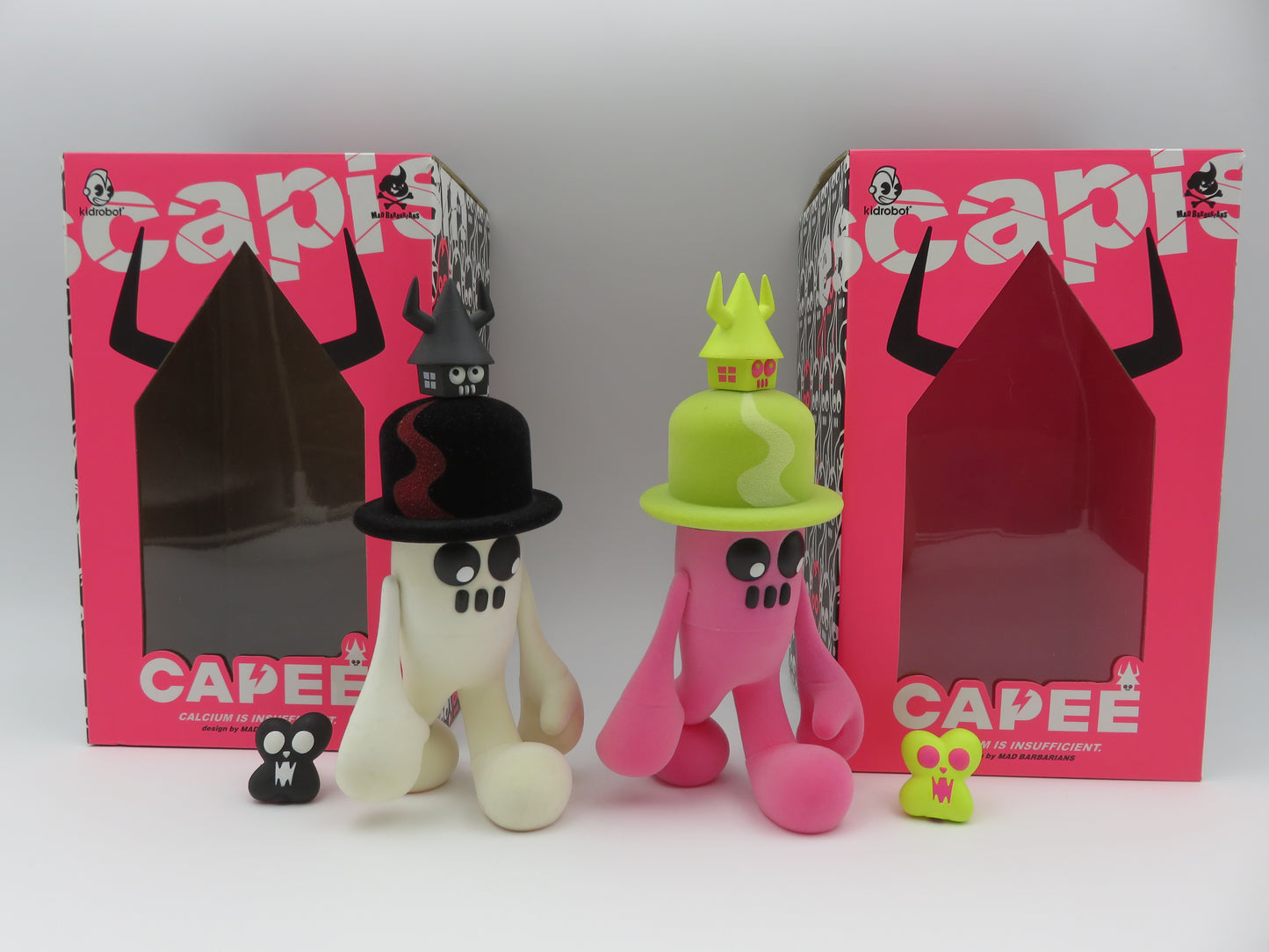 ESCAPE DOKURO Capee Pink & White Flocked Vinyl Figures - Mad Barbarians x Kidrobot (2008) Designer Art Toy