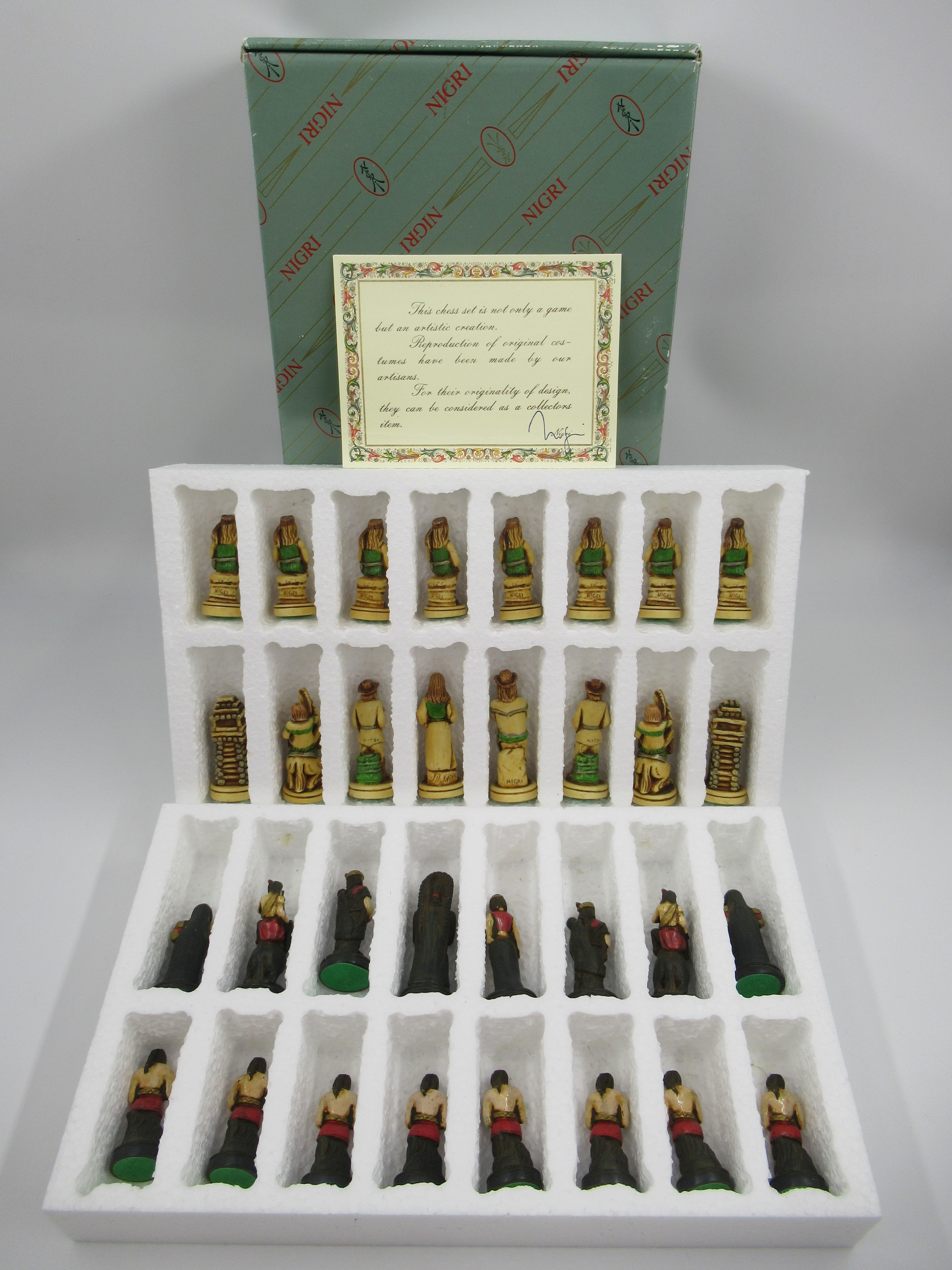 VINTAGE SP-32 Wild West Italian Chess Set - Nigiri Hand-Carved Chess Pieces