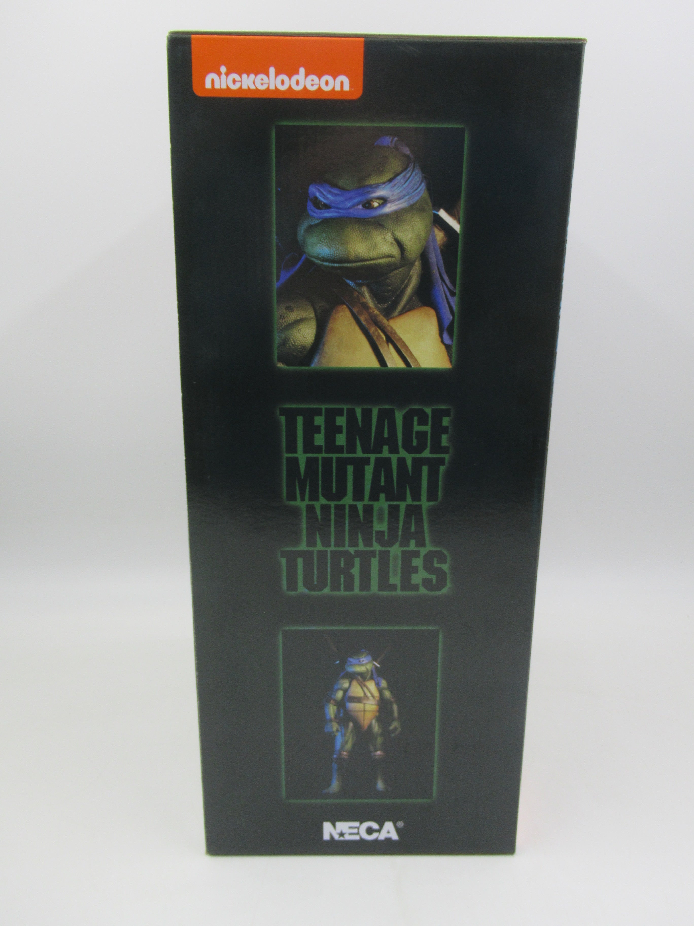 Teenage Mutant Ninja Turtles 1990 Leonardo 1/4 Scale Figure NECA NIB