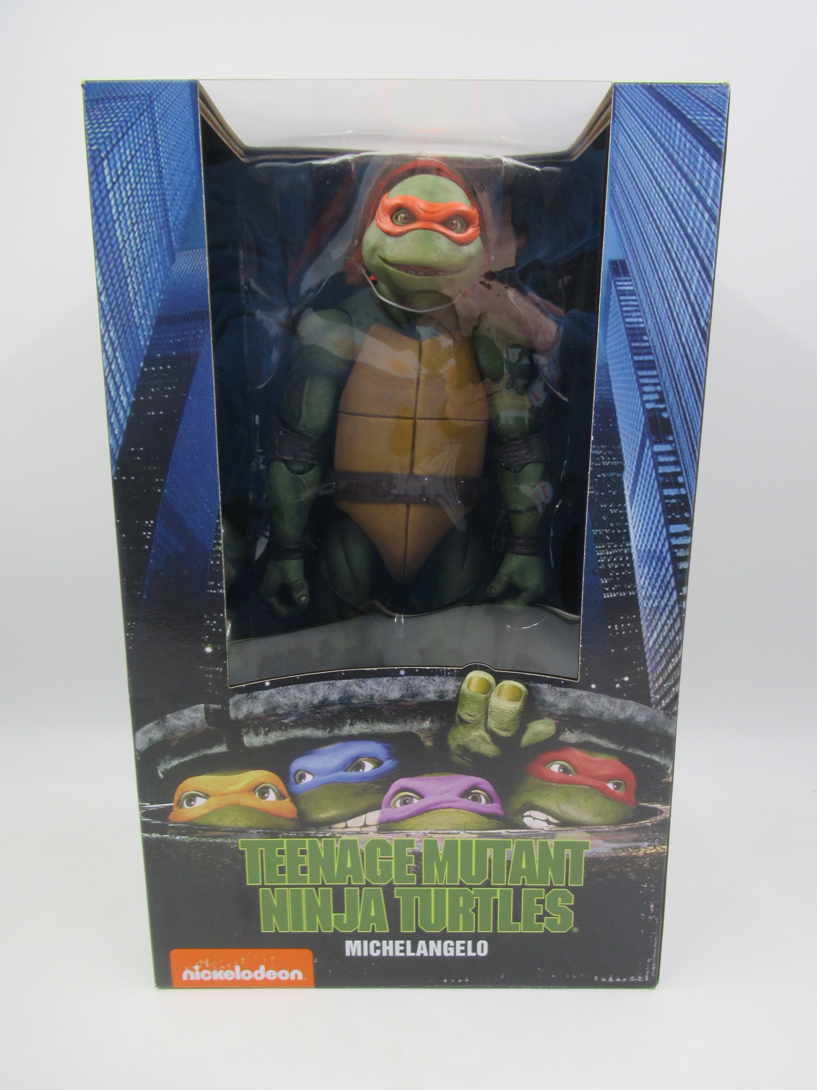 Teenage Mutant Ninja Turtles Michelangelo 1/4 Scale Figure NECA NIB