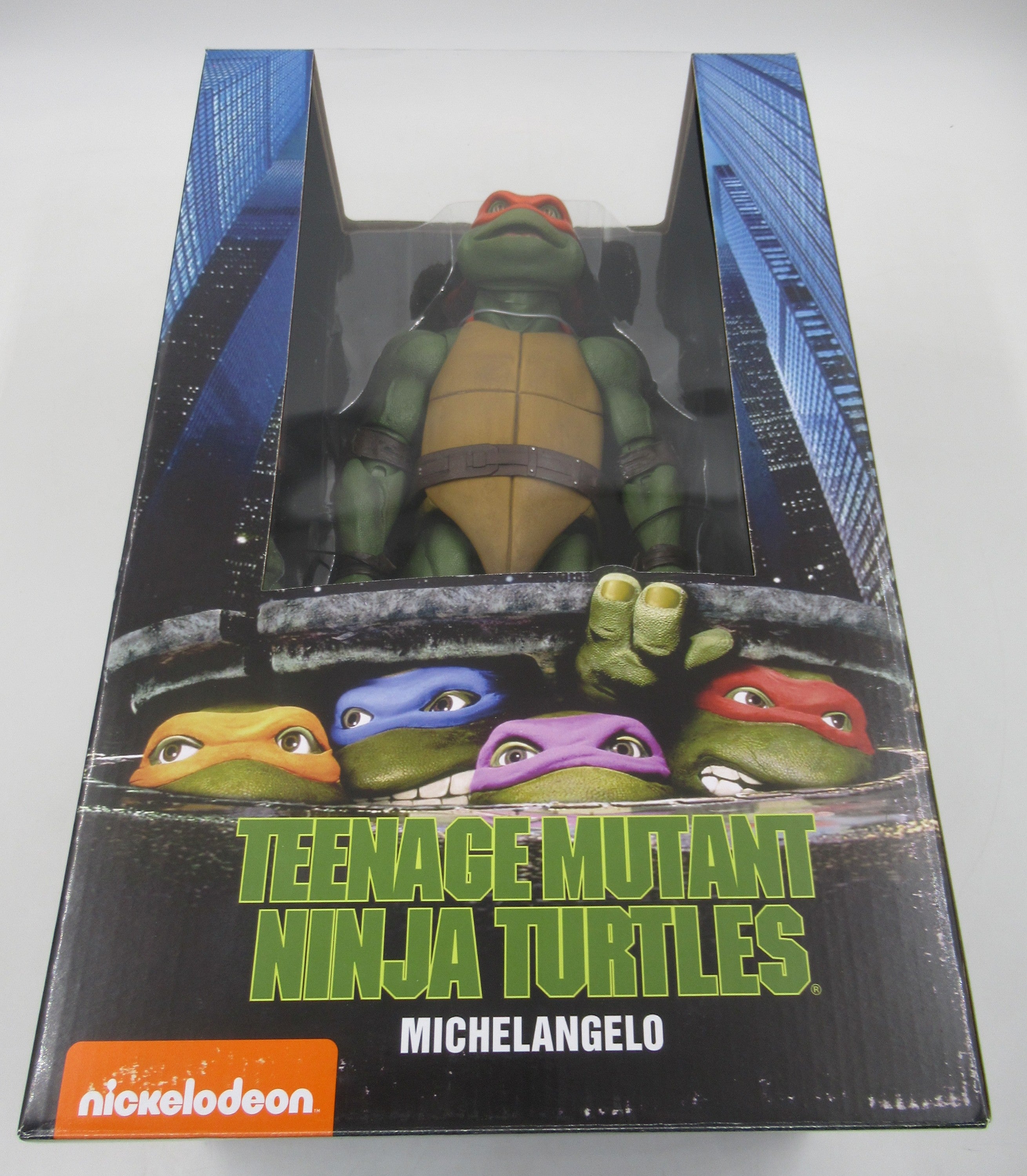 Teenage Mutant Ninja Turtles Michelangelo 1/4 Scale Figure NECA NIB