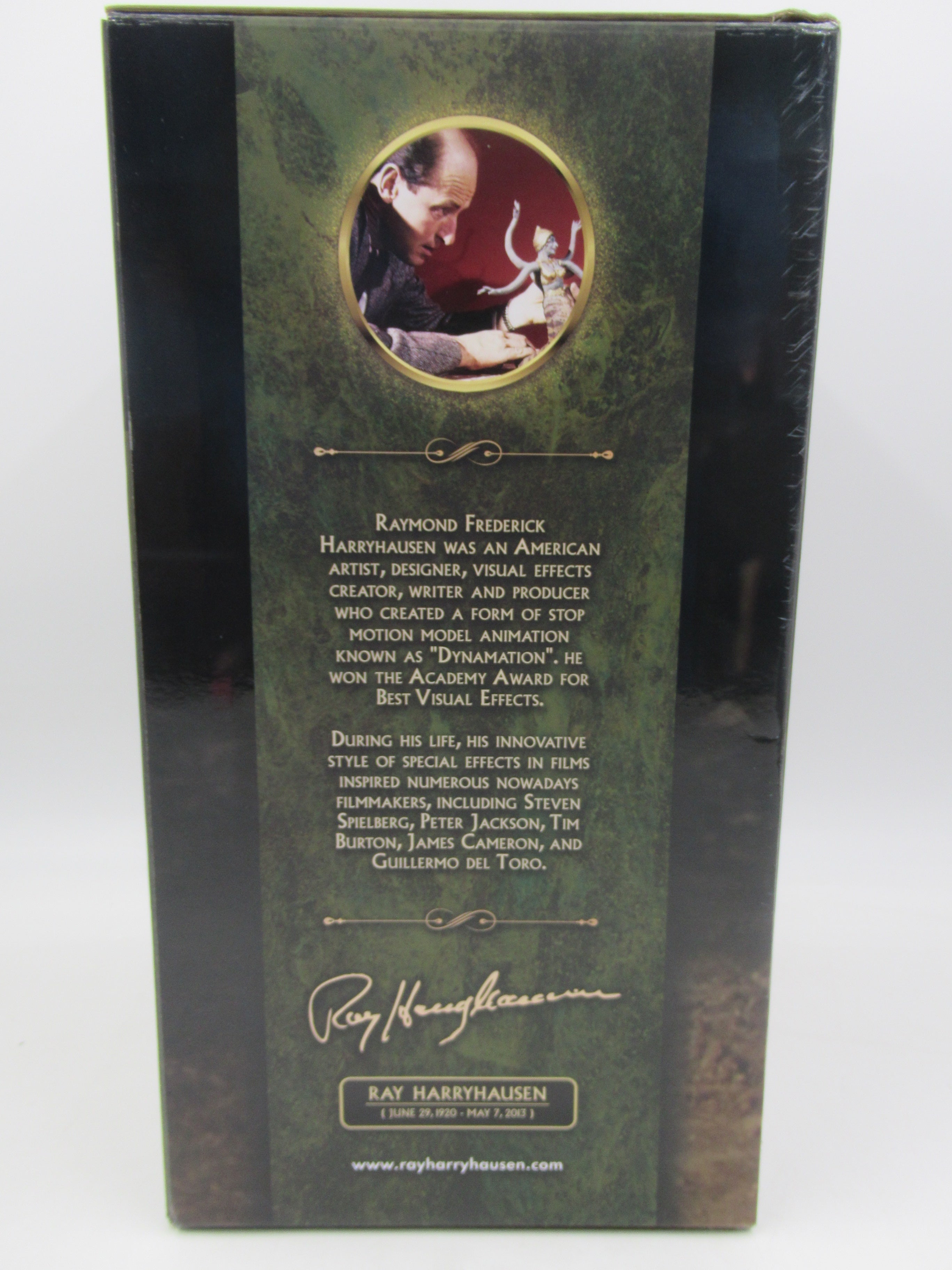 Ray Harryhausen's Skeleton Army Deluxe SA9052 Star Ace Statue NIB